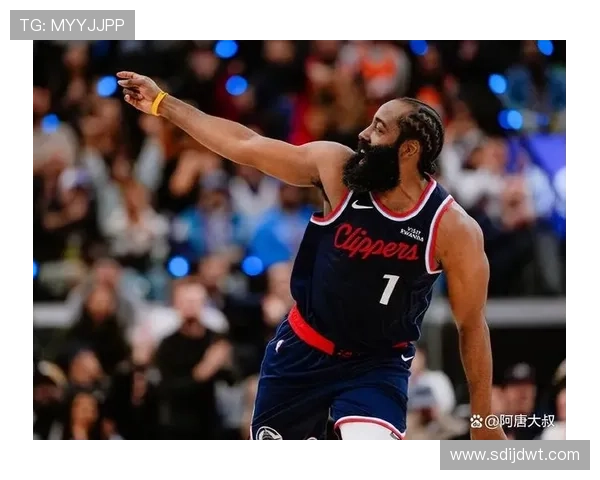 NBA季后赛激战正酣 热门球员表现分析与未来走势预测 - 副本 - 副本